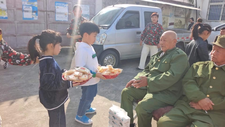 孩子1.jpg